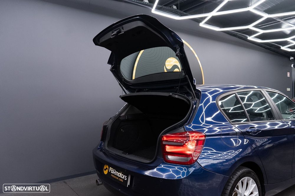 BMW 118 d Sport - 15