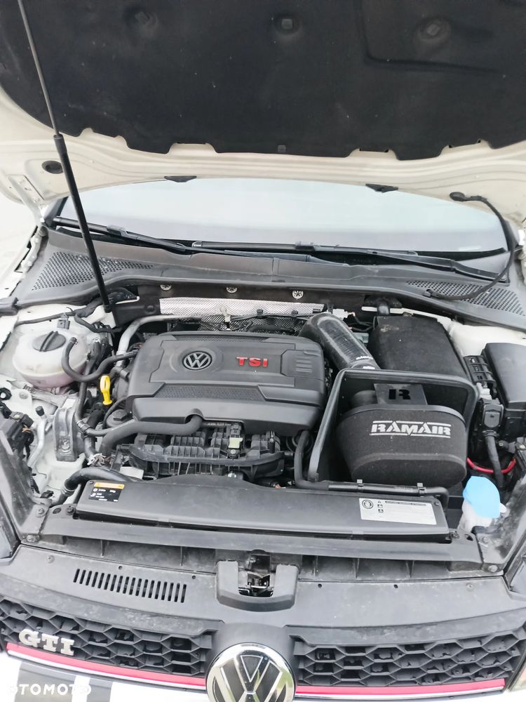 Volkswagen Golf GTI Performance BlueMotion Technology DSG - 9