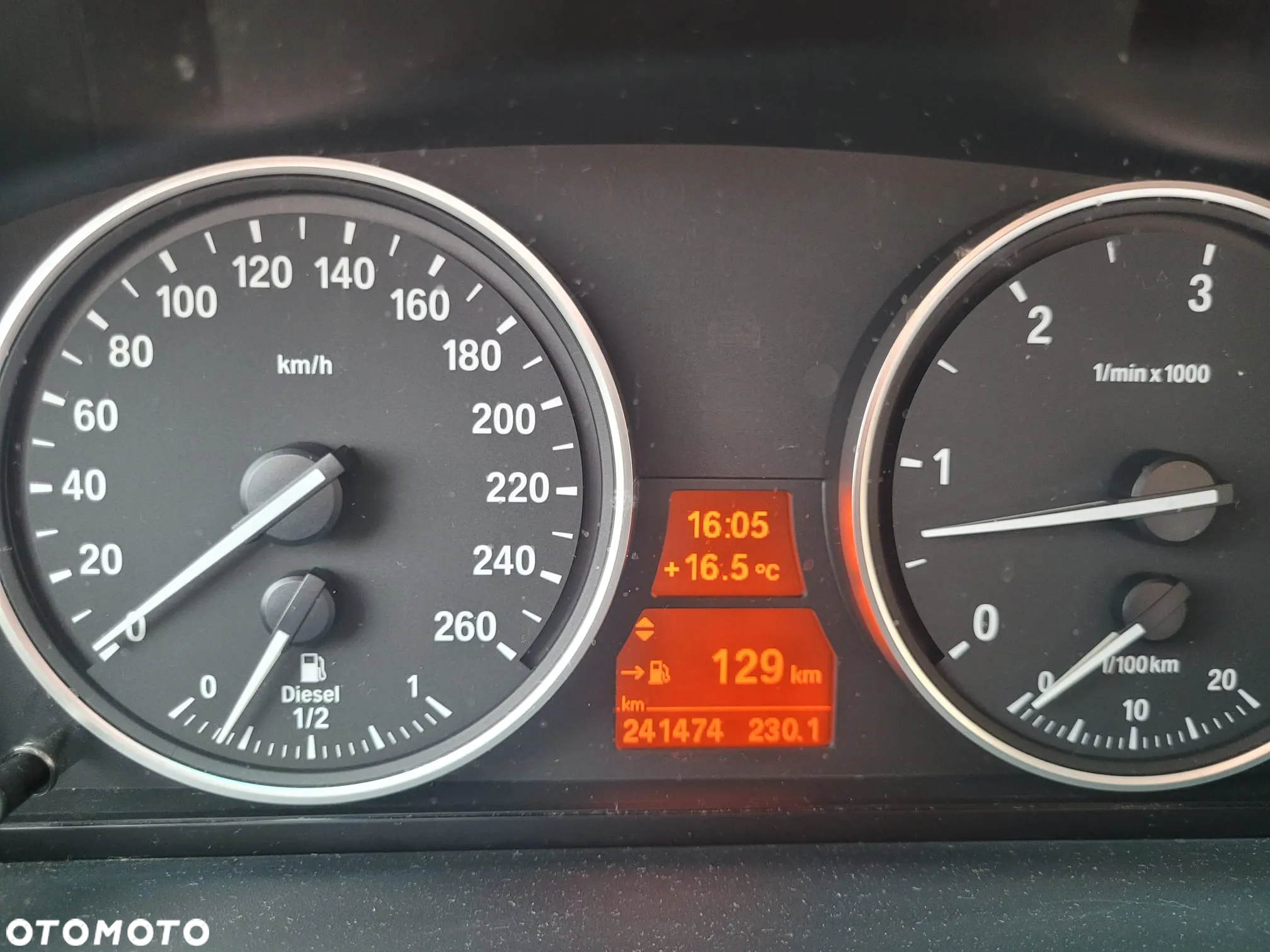 BMW Seria 5 525d - 15