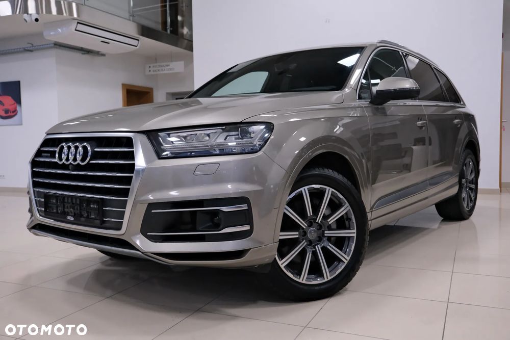Audi Q7 - 11