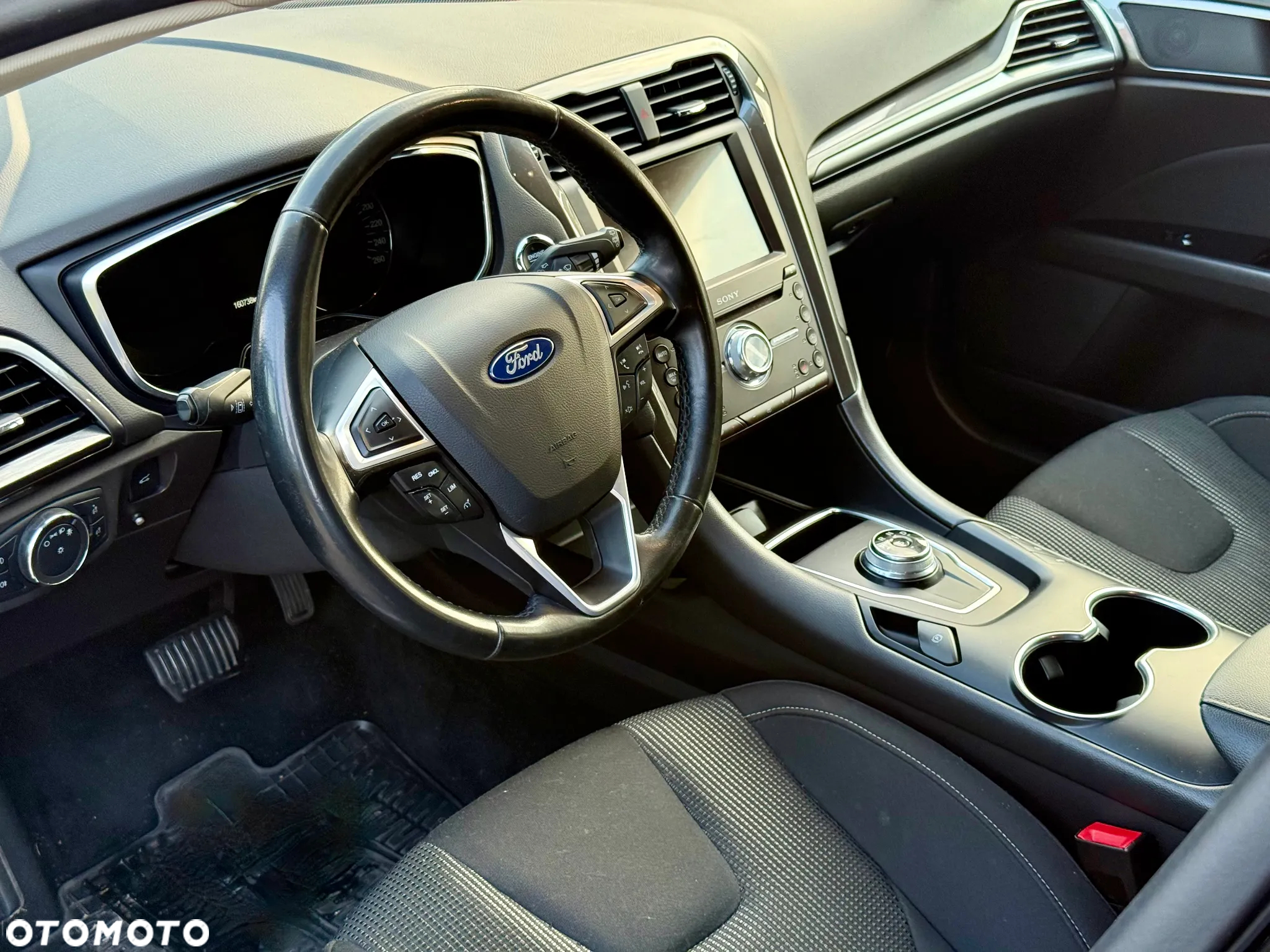 Ford Mondeo 2.0 EcoBlue Titanium - 11
