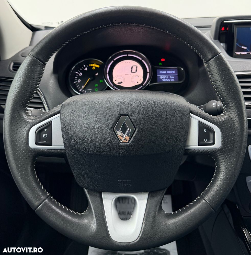 Renault Megane ENERGY dCi 130 BOSE EDITION - 35