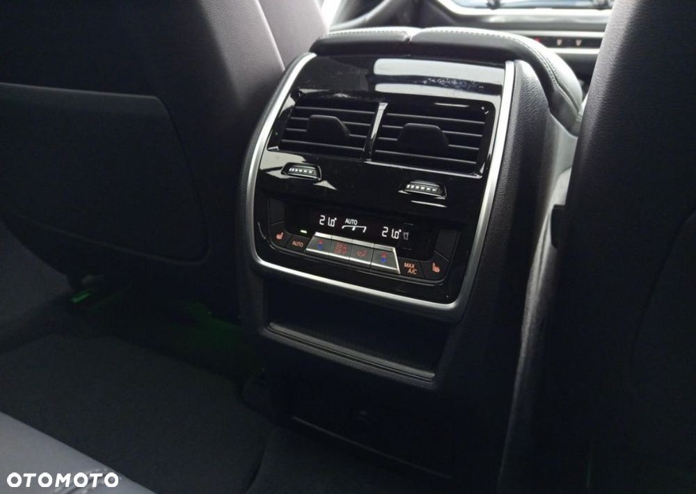 BMW X6 - 16