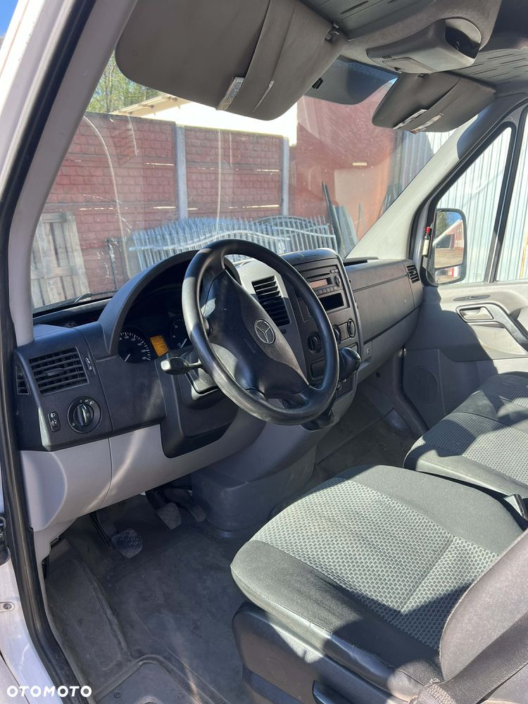 Mercedes-Benz Sprinter - 6