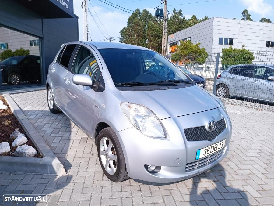 Toyota Auris 1.4 D-4D - 4
