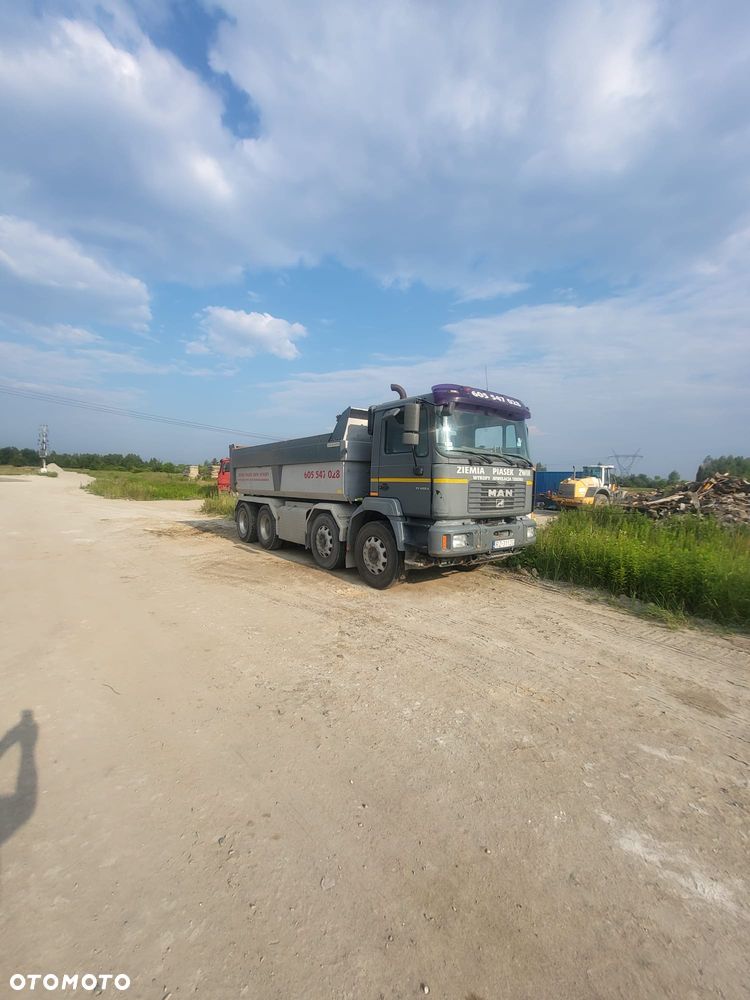 MAN F2000 - 12