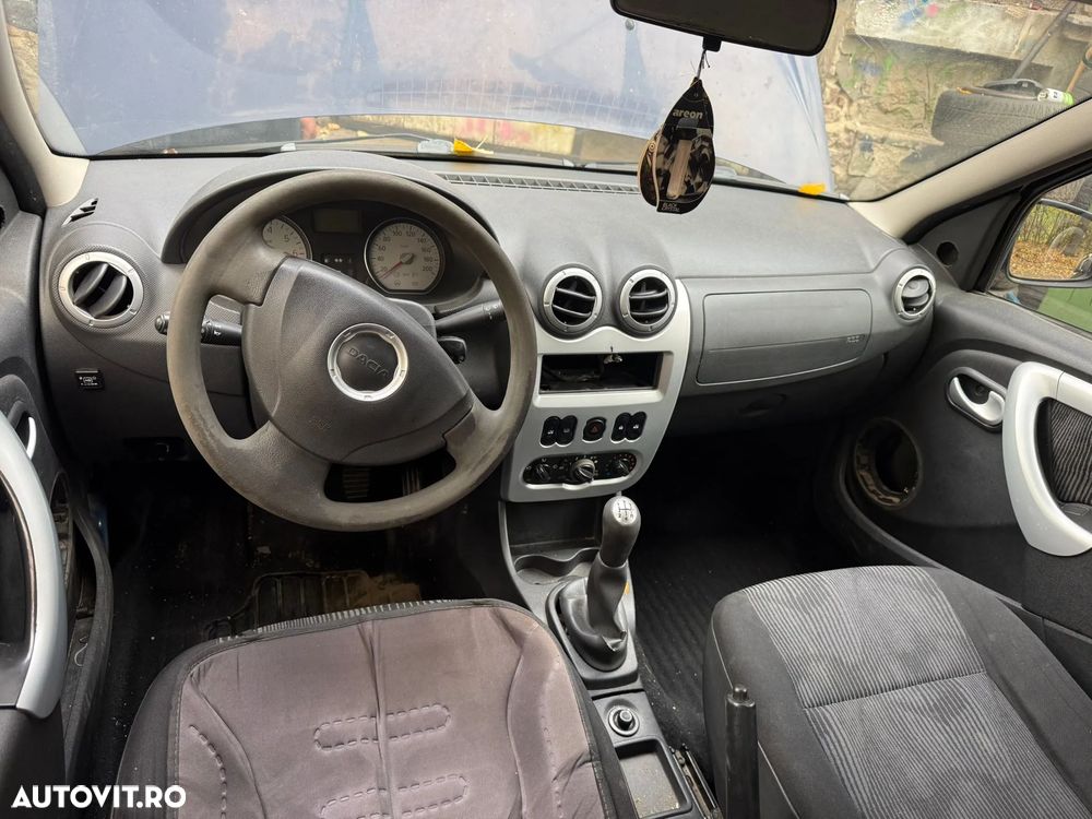 Dezmembrez Dacia Logan PH2 facelift albastru 1,4 benzina 2010 OV61H - 3