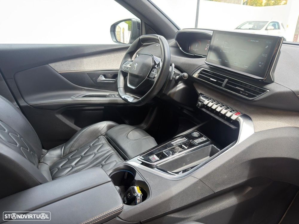 Peugeot 5008 1.2 PureTech GT Pack EAT8 - 6