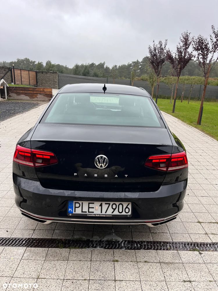 Volkswagen Passat 2.0 TSI Business DSG - 8