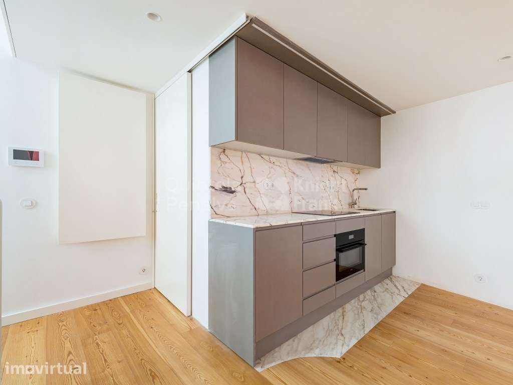 Apartamento T1+1 com varanda, junto ao Rio Douro, Porto - Grande imagem: 5/29
