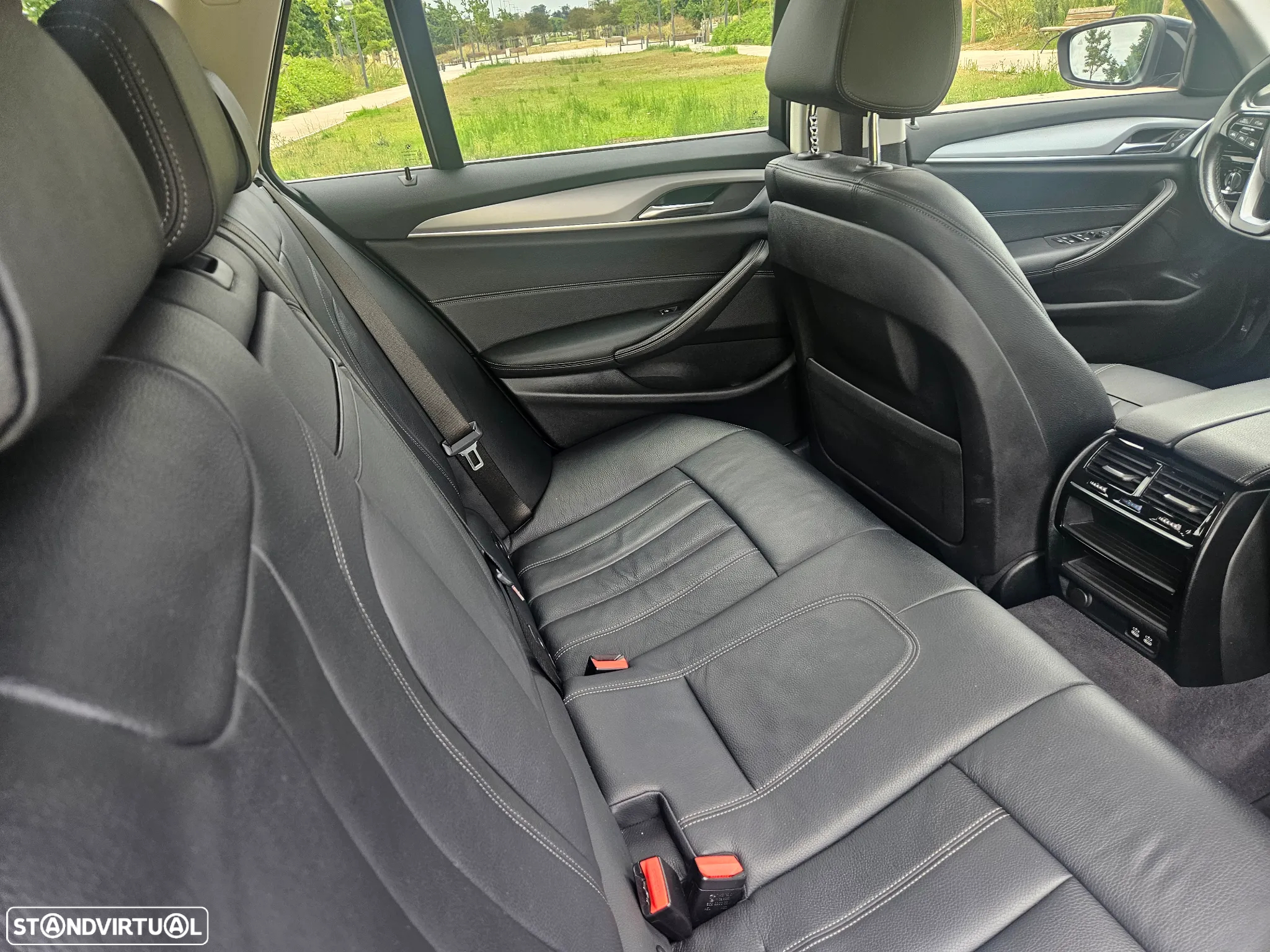 BMW 530 d xDrive Auto - 26