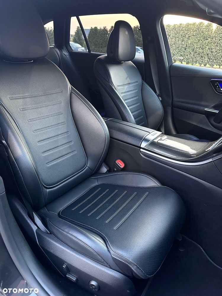 Mercedes-Benz Klasa C 300 de 9G-TRONIC AMG Line - 18