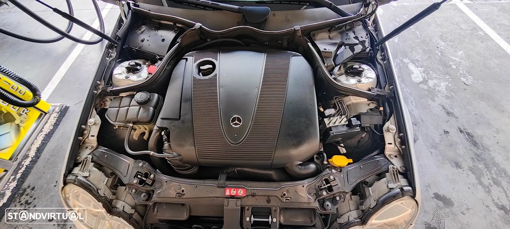 Mercedes-Benz C 220 CDI Auto DPF Sport Edition + - 6