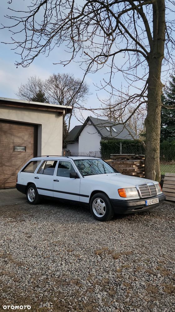 Mercedes-Benz W124 (1984-1993) - 1
