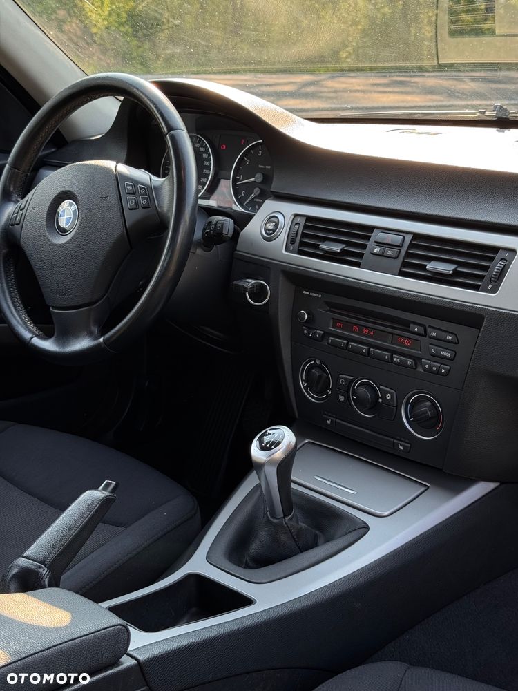 BMW Seria 3 - 10