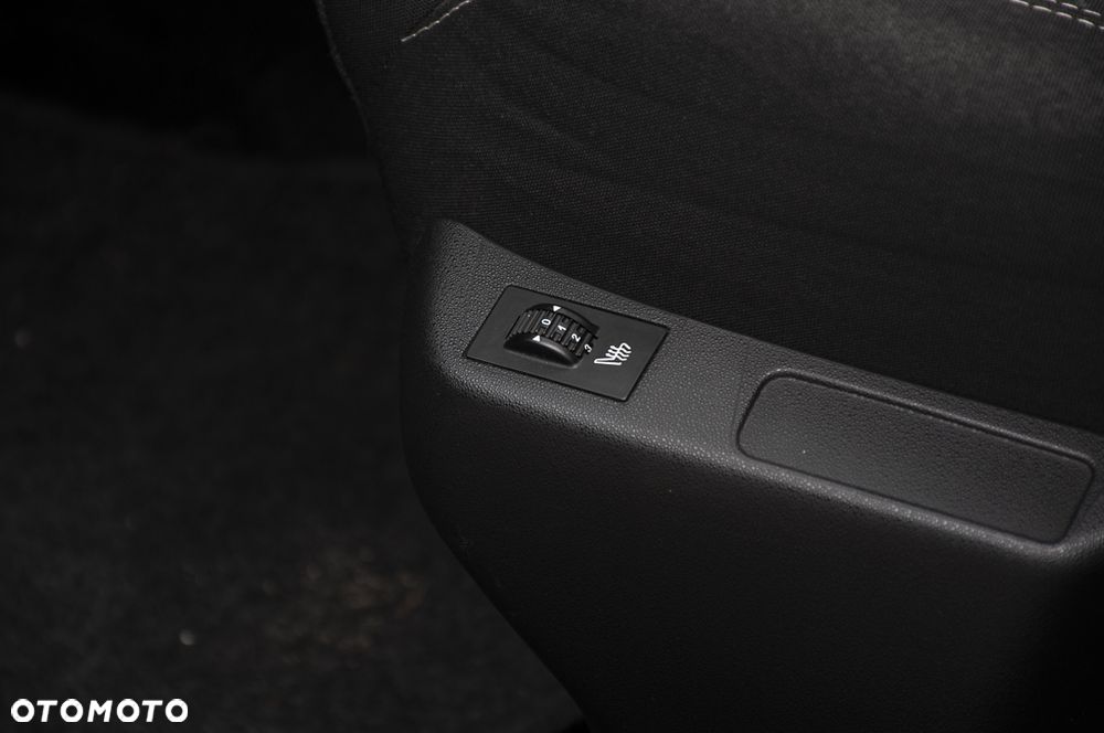 Citroën C4 VTi 120 Attraction - 28