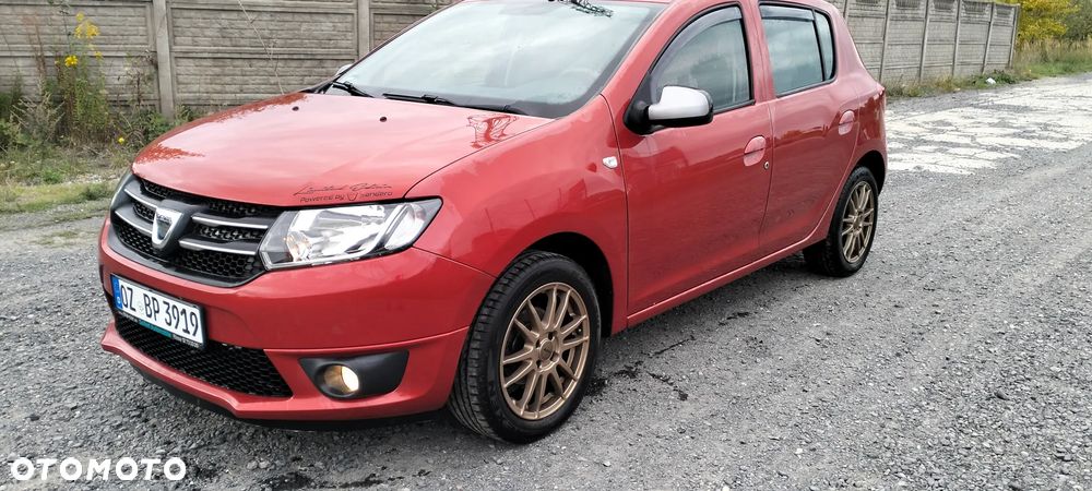 Dacia Logan 0.9 TCe SL Celebration S&S EU6 - 10