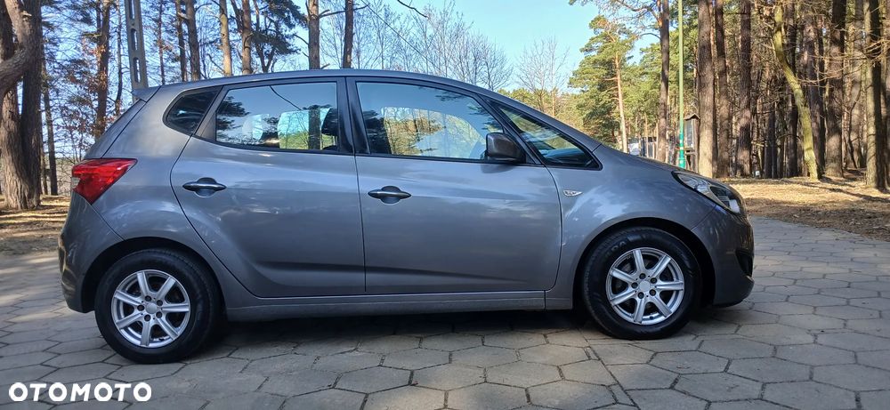 Hyundai i25 - 5