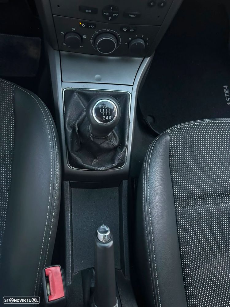 Opel Astra Caravan 1.9 CDTi Cosmo Plus - 8