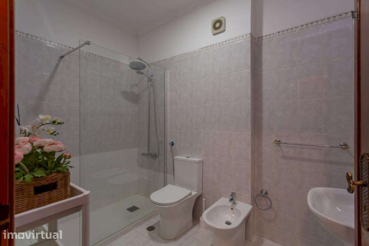 Apartamento com 4 quartos - localizado em Alvalade Lisbon - Grande imagem: 2/36