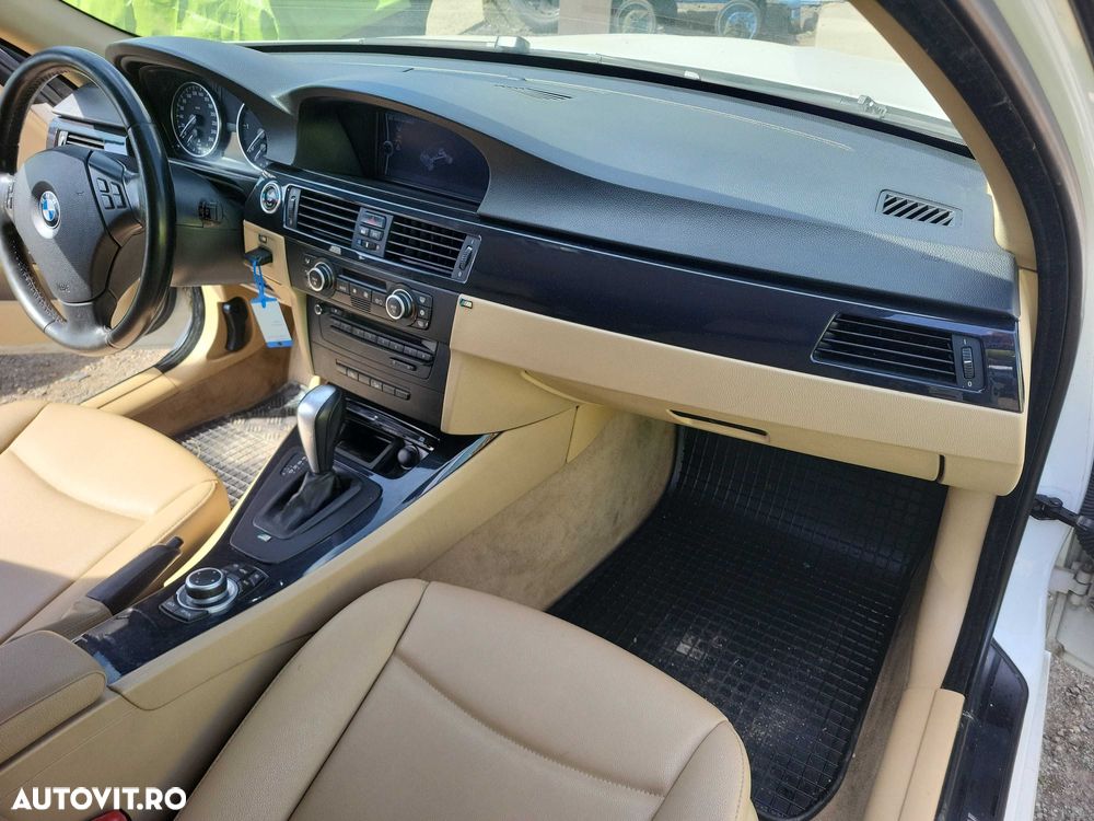 Dezmembrez bmw seria 3 e91 320d xdrive an 2010 177 cp cutie automata volan stanga - 12