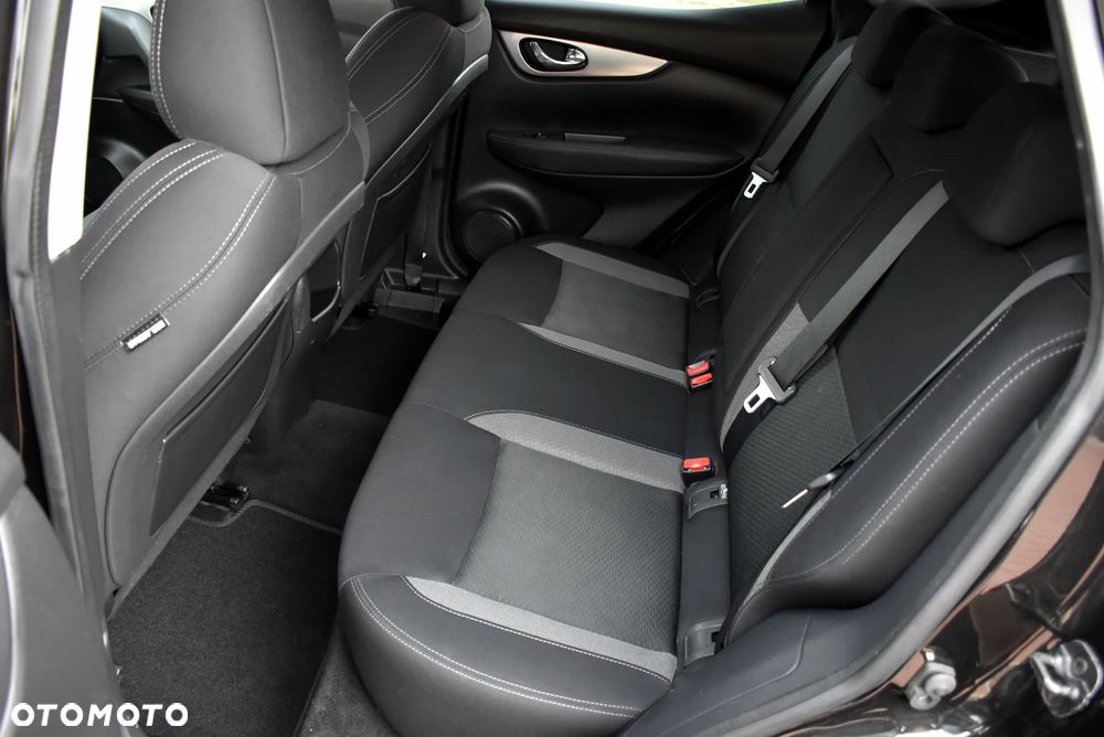 Nissan Qashqai 1.3 DIG-T N-Connecta - 7