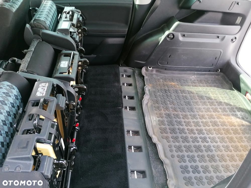 Skoda Roomster 1.6 TDI DPF Elegance PLUS EDITION - 6