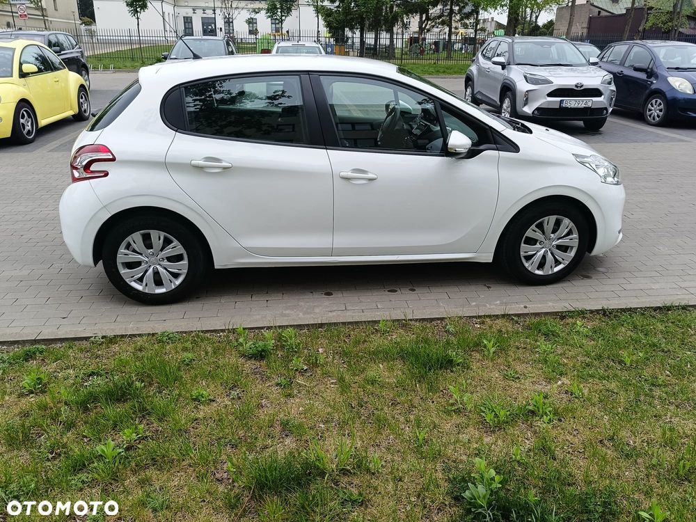 Peugeot 208 1.6 e-HDi Active STT - 2