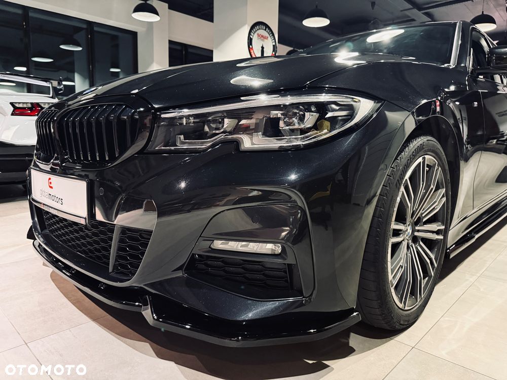 BMW Seria 3 320d xDrive mHEV M Sport sport - 3