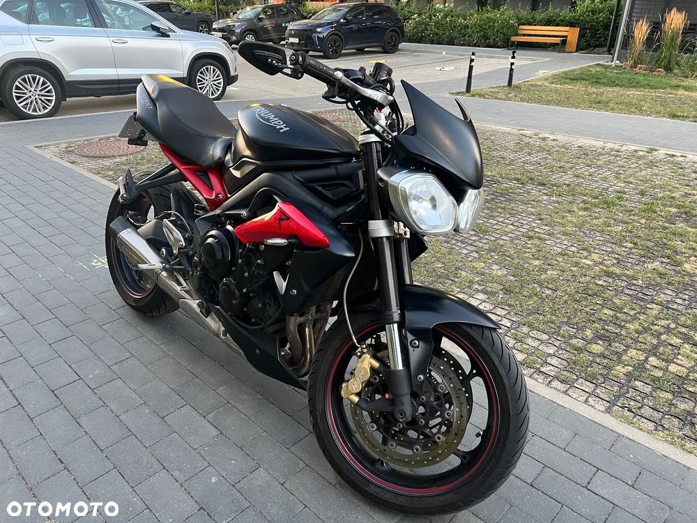 Triumph Street Triple - 1