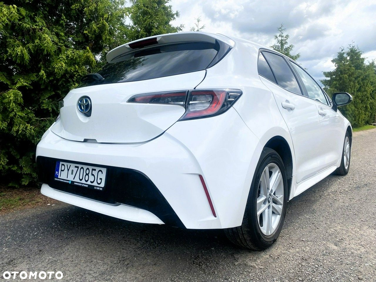 Toyota Corolla - 13