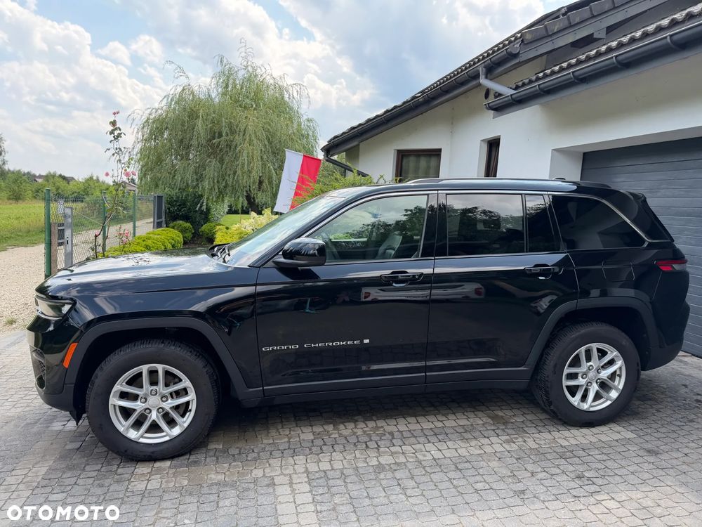 Jeep Grand Cherokee - 36