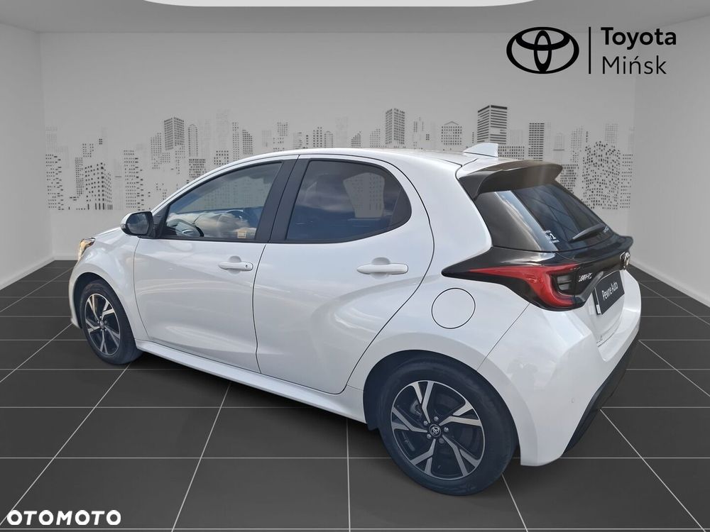 Toyota Yaris Hybrid 1.5 Style - 8