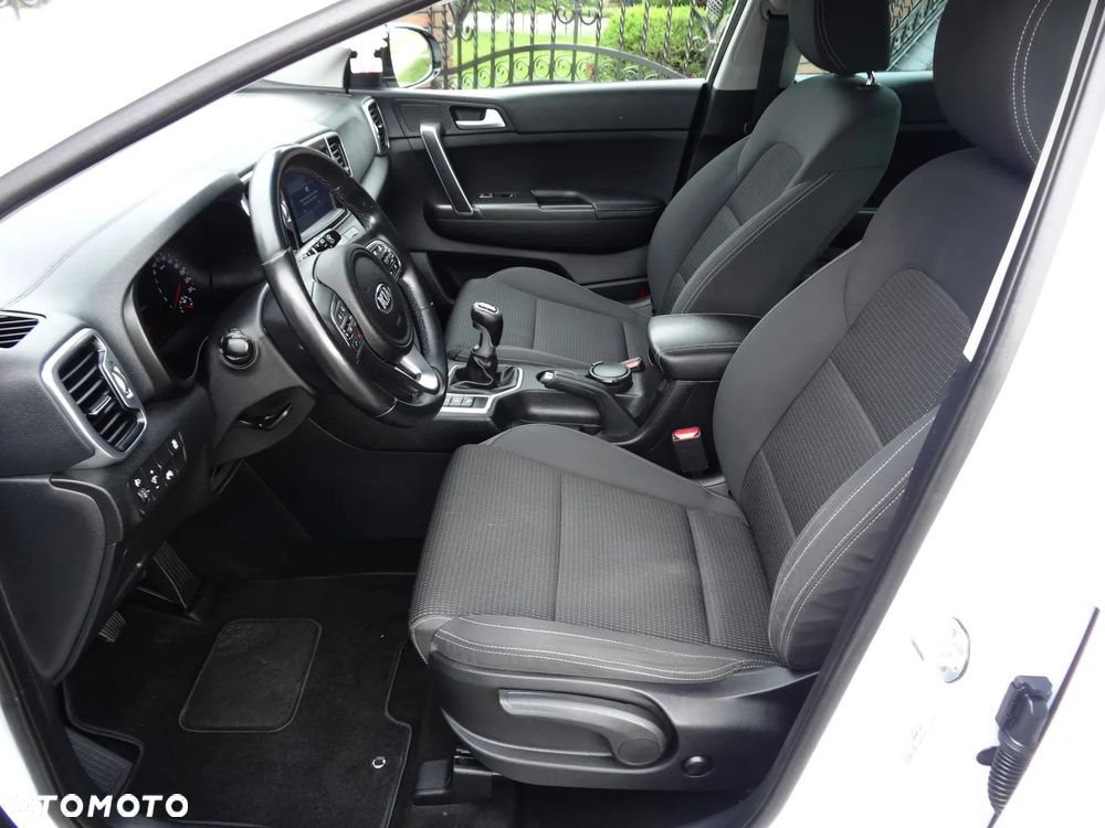 Kia Sportage 1.6 GDI L 2WD - 19
