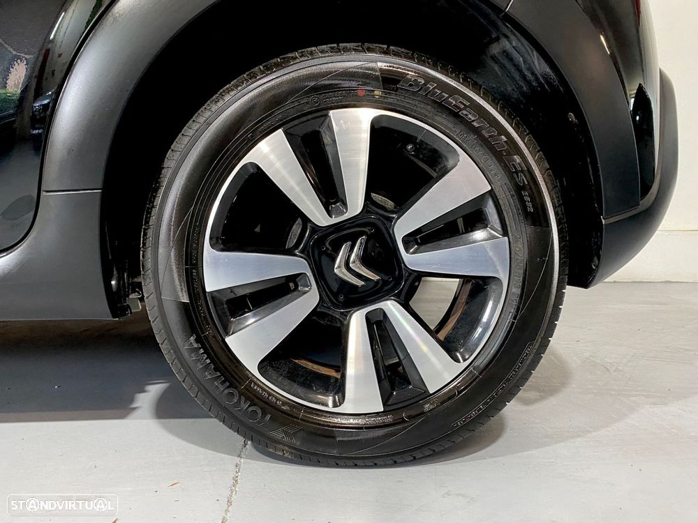 Citroën C3 1.2 PureTech Shine - 18