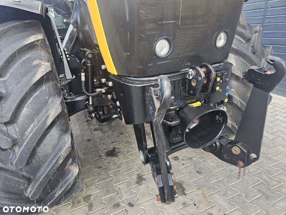 JCB FASTRAC 4220 - 10