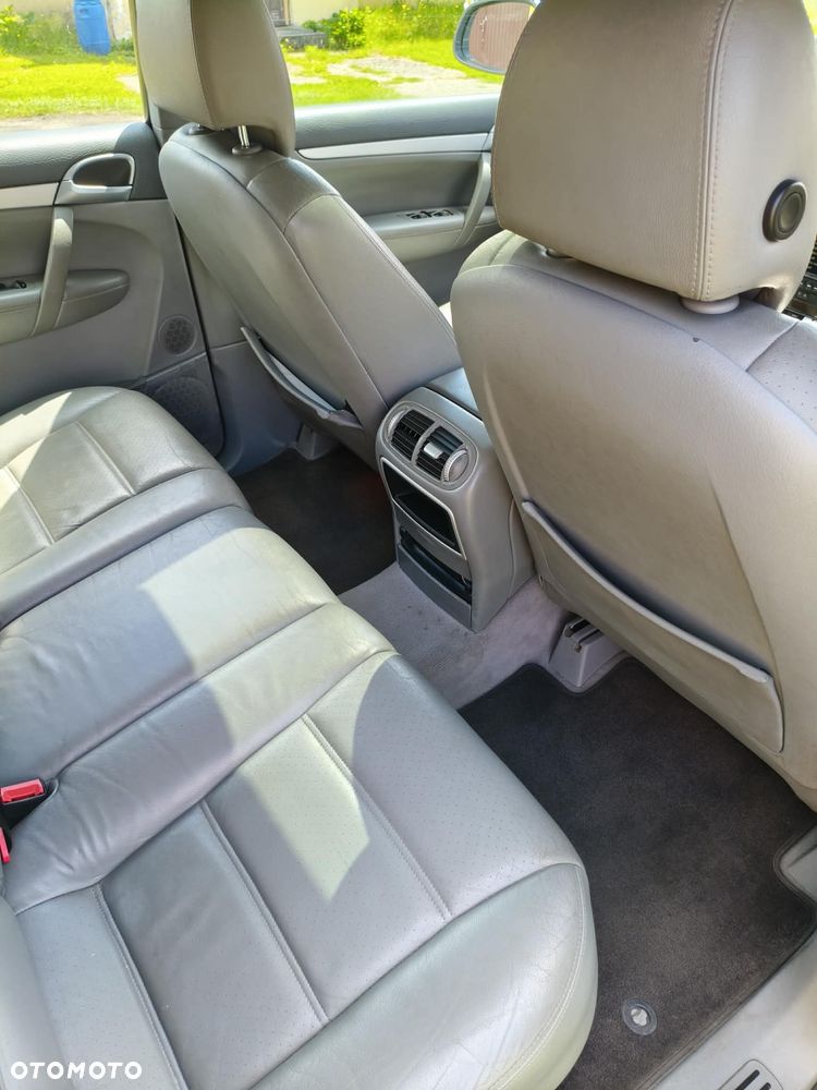 Porsche Cayenne - 7