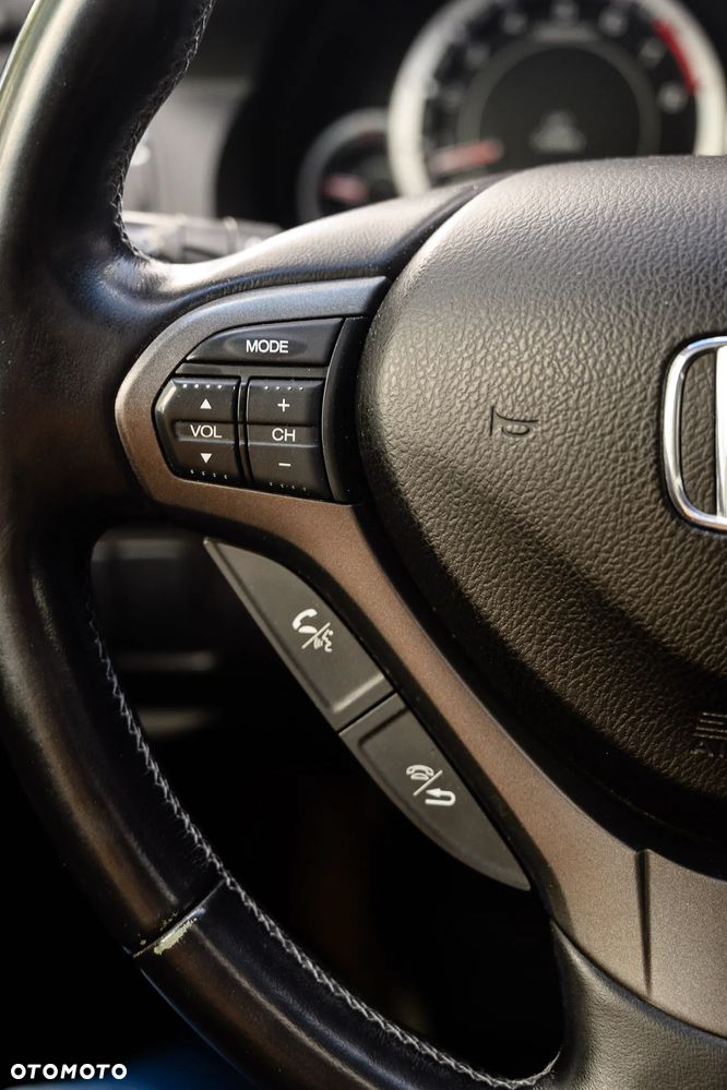 Honda Accord 2.0 Executive - 14