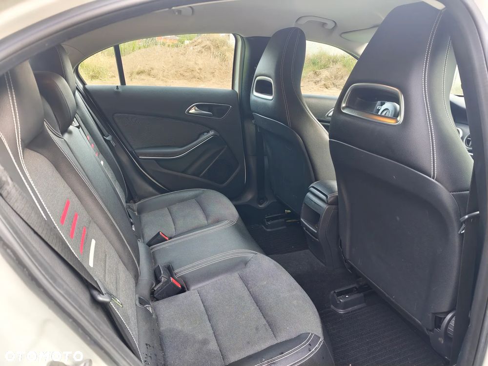 Mercedes-Benz Klasa A 180 BlueEfficiency Edition - 7