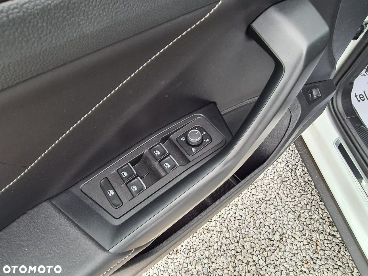Volkswagen T-Roc 1.5 TSI R-Line DSG - 35