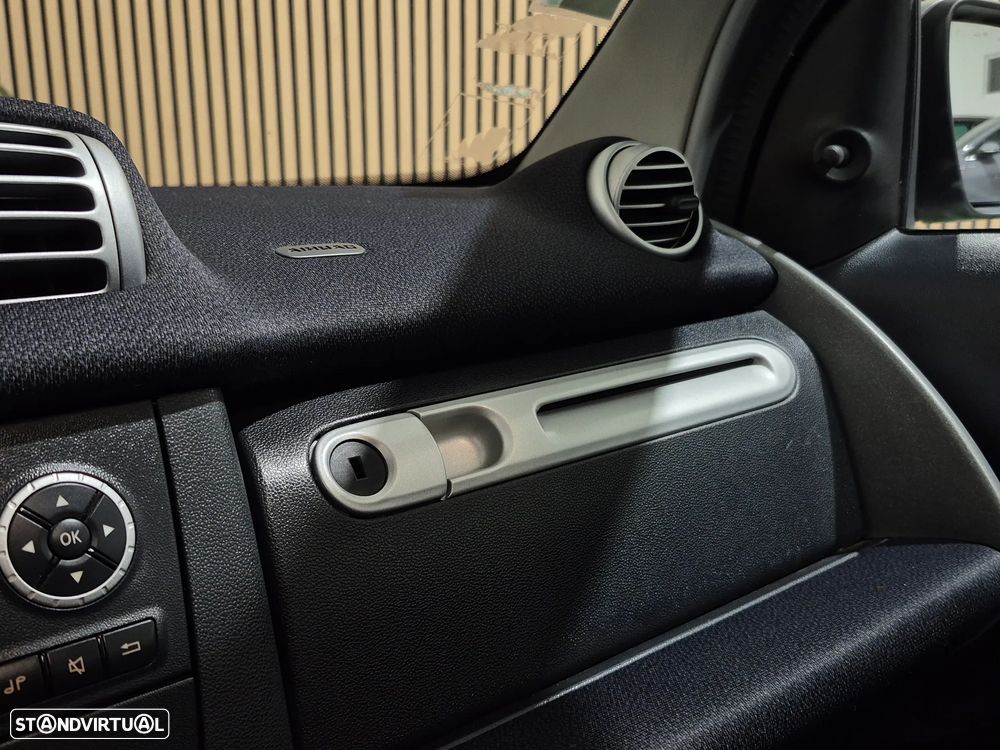 Smart ForTwo Coupé 0.8 cdi Passion 54 - 14