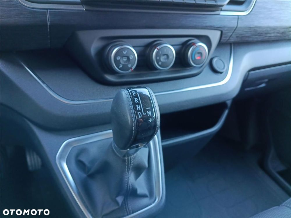 Renault trafic - 24