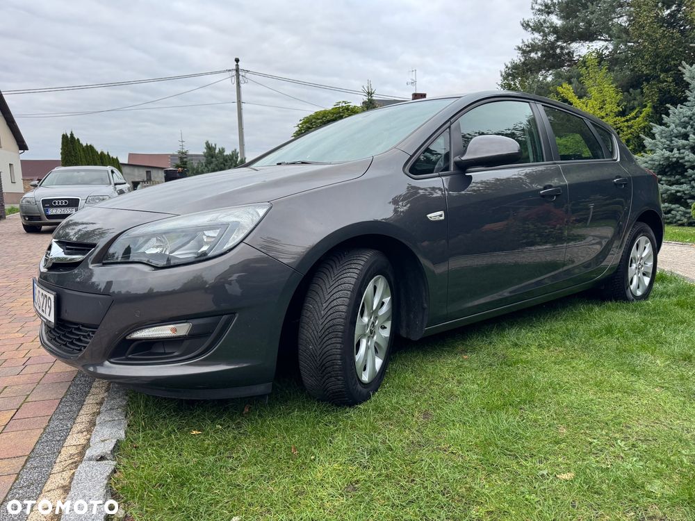 Opel Astra 1.4 Turbo Design Edition - 3