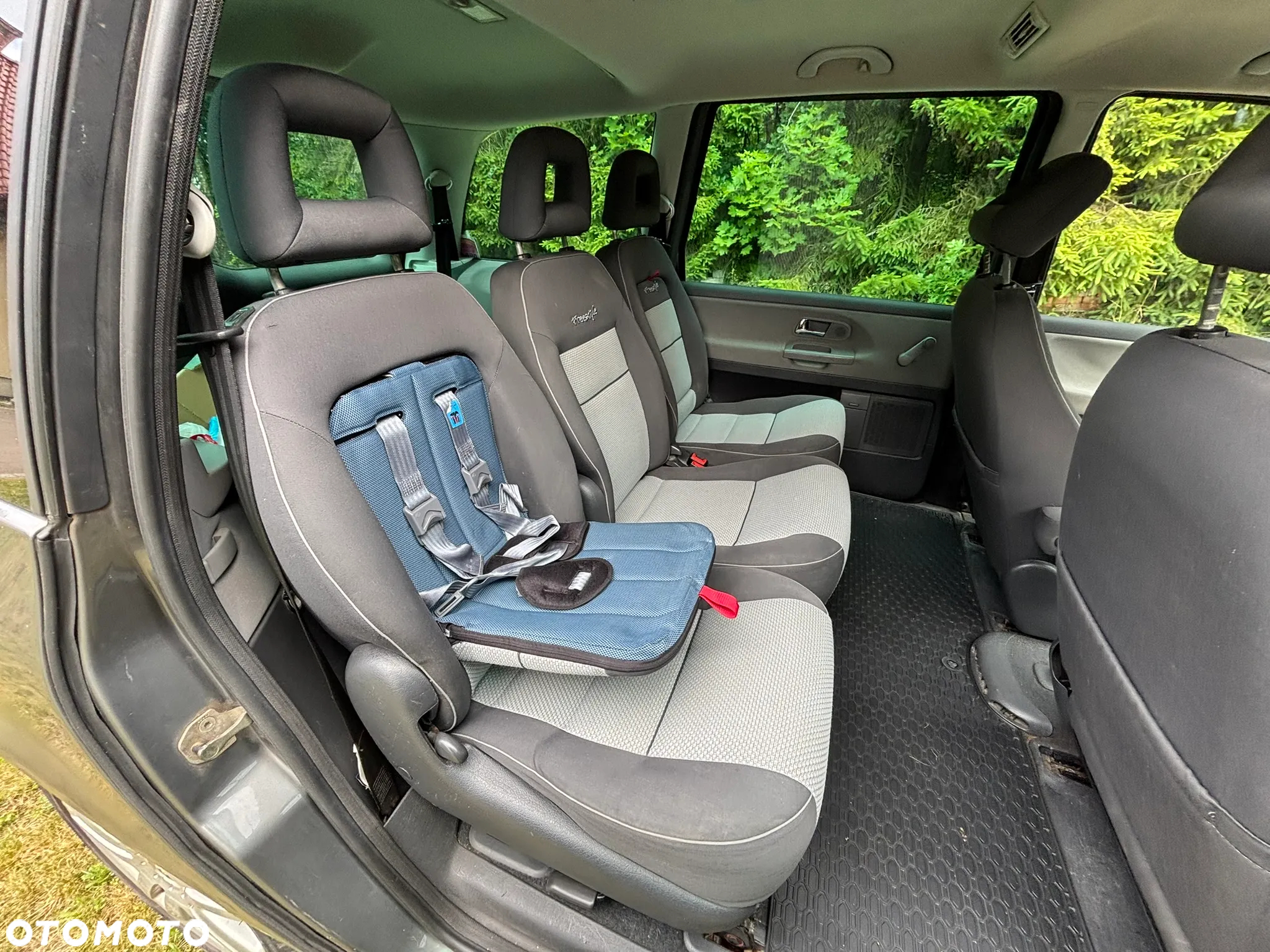 Volkswagen Sharan - 12
