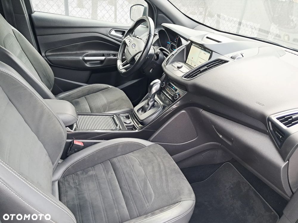 Ford Kuga 2.0 TDCi 4x4 ST-Line - 6