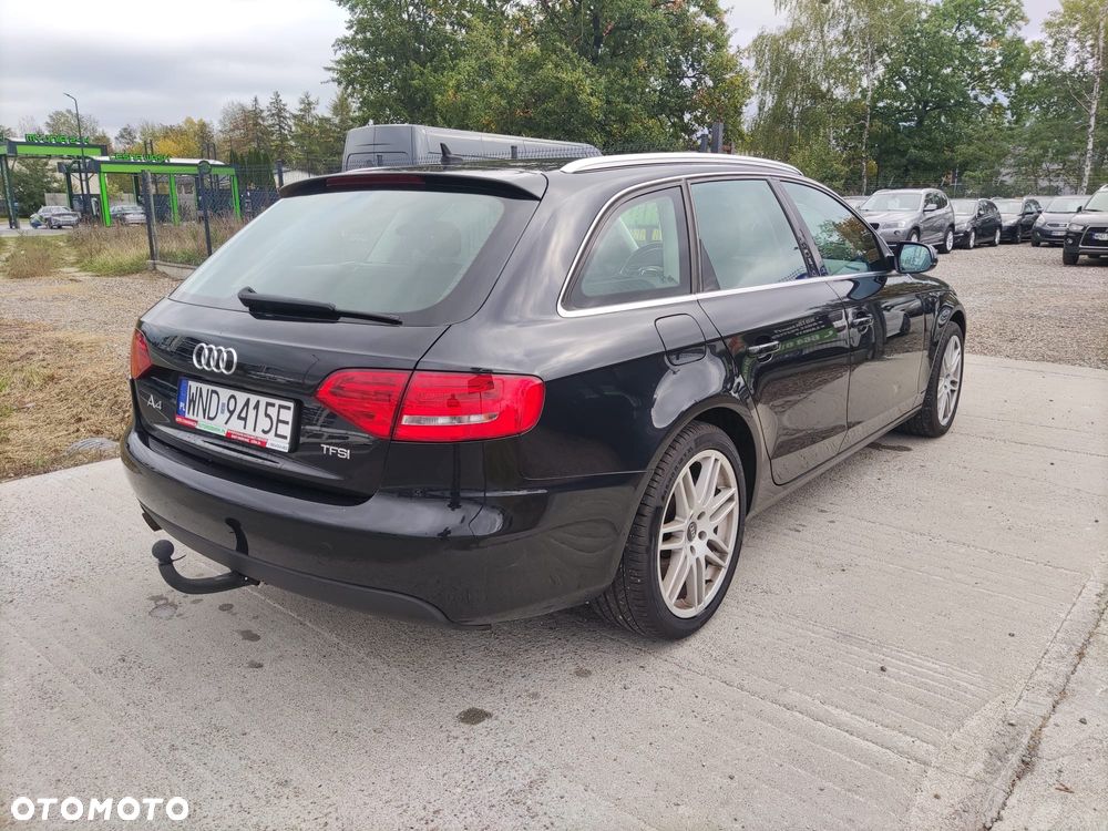 Audi A4 Avant - 11