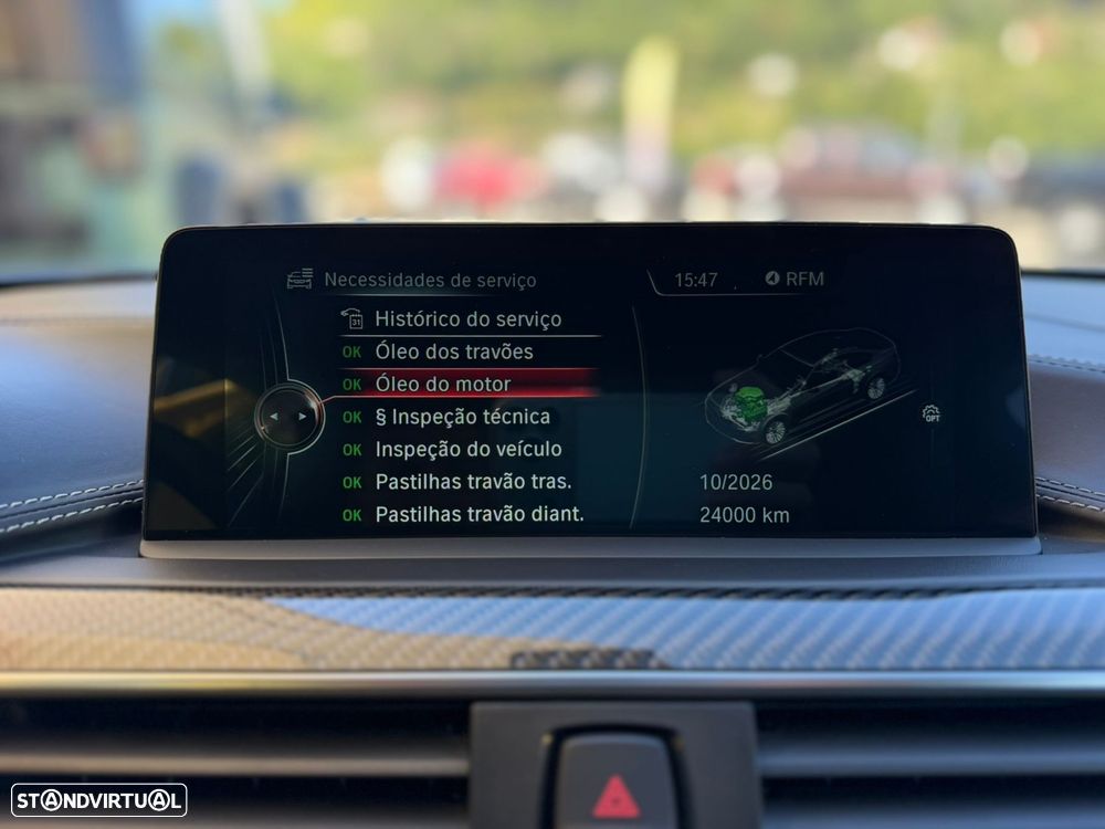 BMW M4 Auto - 41