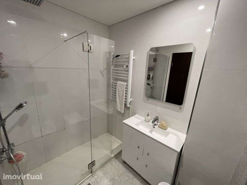 T3 em Vale Flores | 2º andar com elevador | Excelente estado - Grande imagem: 3/8