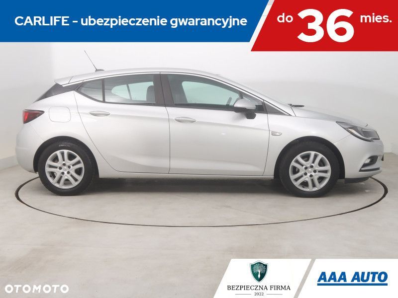 Opel Astra - 8