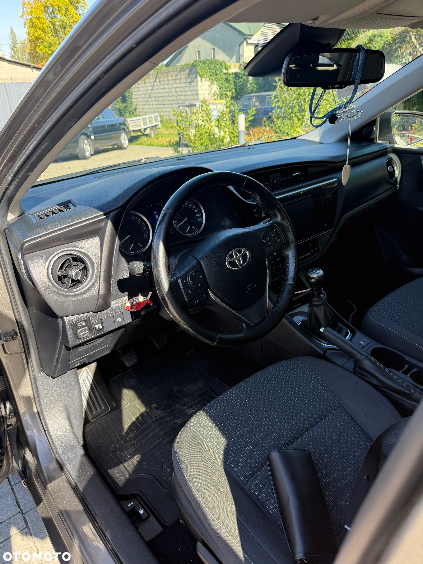 Toyota Corolla 1.6 Classic Plus - 14